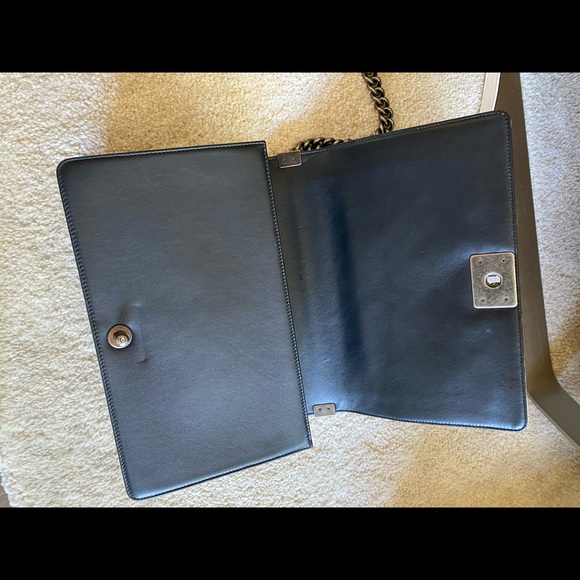 SOLD Chanel calfskin checkerboard new medium boy - Picture 9 of 14